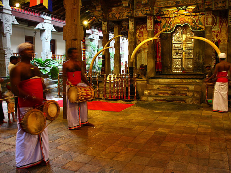 Self Explorer Tours in Sri Lanka, Sri Lanka Tours on Your Own, Sri Lanka Self Explorer, Self Explorer in Sri Lanka, Self Explorer Holidays in Sri Lanka, Sri Lanka Tours and Holidays, Sri Lanka Holidays