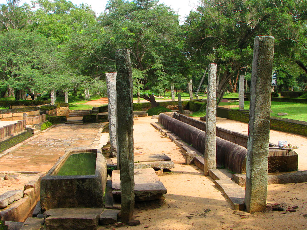 Visit Lovamahapaya on your trip to Anuradhapura - Lovamahapaya in Anuradhapura Sri Lanka - Lovamahapaya in Sri Lanka - Picture of Lovamahapaya, Anuradhapura - Lankaramaya in Anuradhapura Kingdom